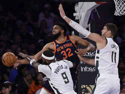 Bucks Knicks Basketball
