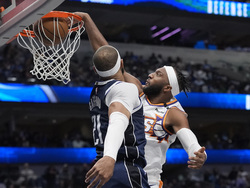 CORRECTION Suns Mavericks Basketball