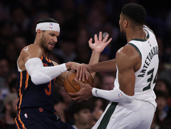 Bucks Knicks Basketball
