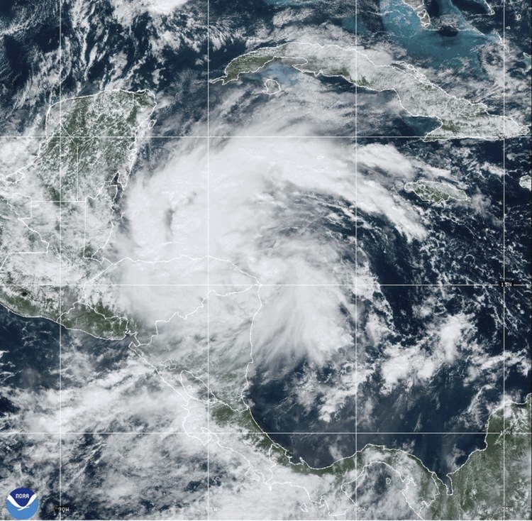 Tropical storm “Sara” hit northern Honduras