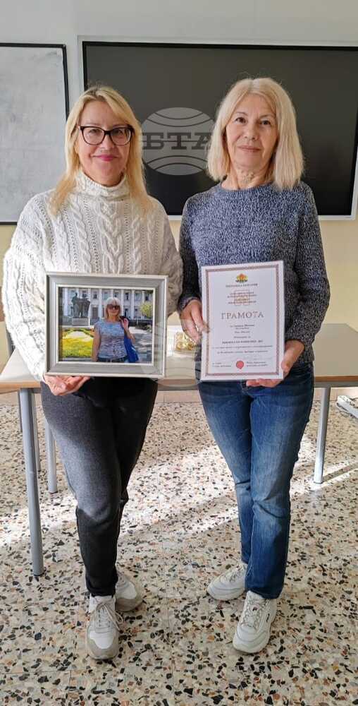 Снежана Тончева от Пескара получи посмъртно грамота от Изпълнителната агенция за българите в чужбина