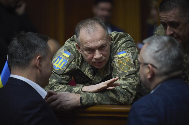 Олександър Сирски: Руските сили увеличиха бойните действия в Украйна
