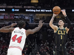 Hornets Bulls Basketball