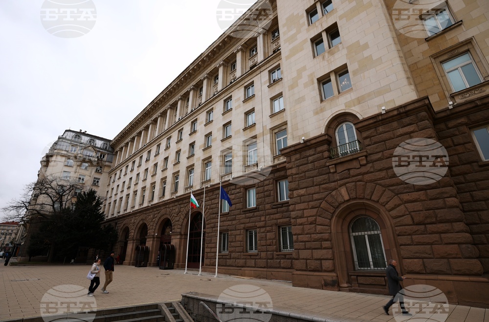 President Radev Condoles with Family, Colleagues of Musician Krassimir Kurtev