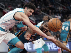 APTOPIX Hornets Pistons Basketball