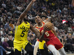 APTOPIX Hawks Jazz Basketball