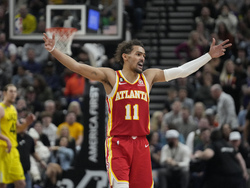 Hawks Jazz Basketball