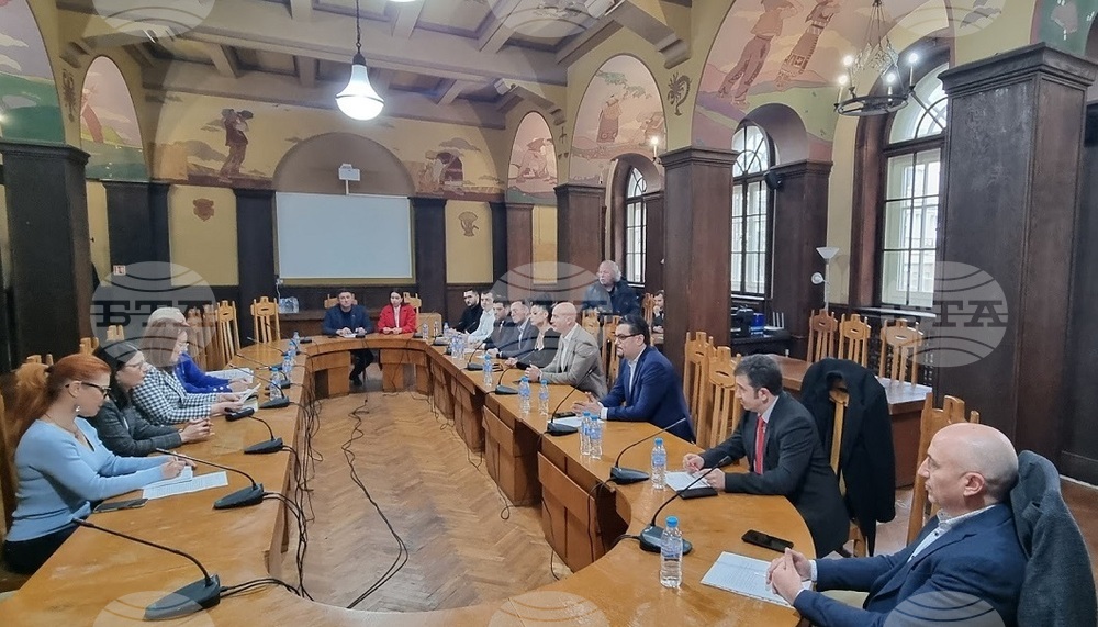 Партиите избраха адвокат Михаил Хаджиянев за председател на РИК-Бургас
