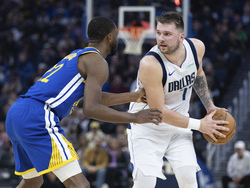 Mavericks Warriors Basketball
