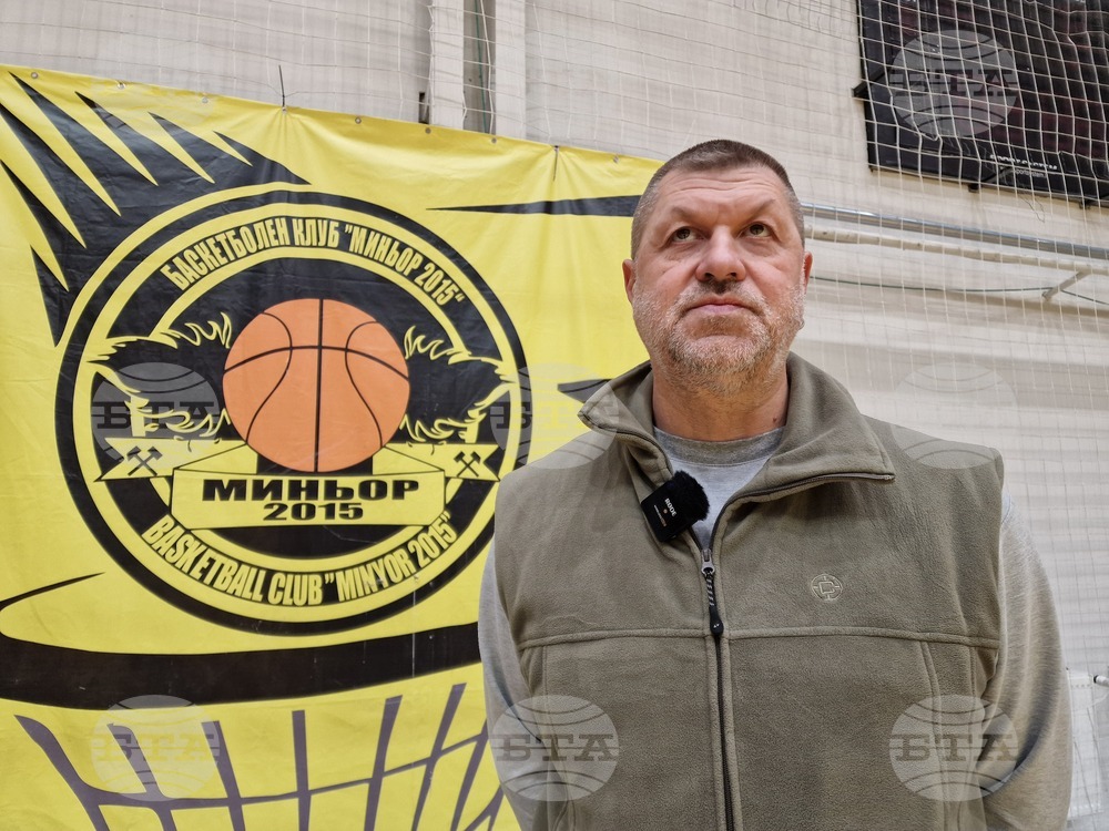 Лъчезар Тошков, Константин Паисиев и Васил Попов остават в основата на баскетболния Миньор 2015