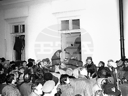 PARLIAMENT - PROTEST - CLASHES 1997