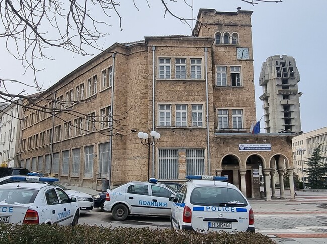 Телефонни измамници атакуват граждани в община Нови пазар