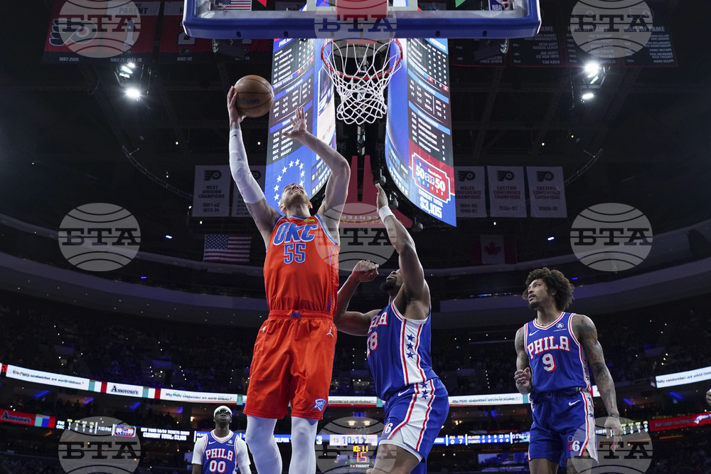 Thunder 76ers Basketball