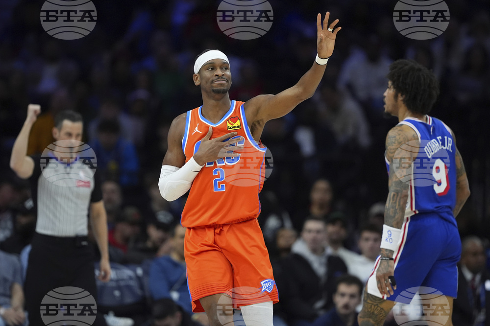 Thunder 76ers Basketball
