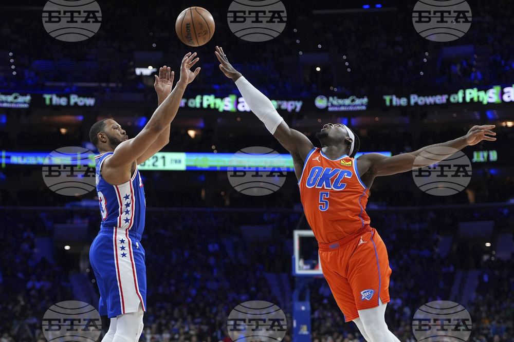 Thunder 76ers Basketball