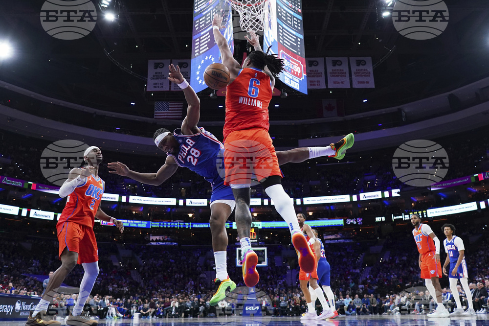 Thunder 76ers Basketball