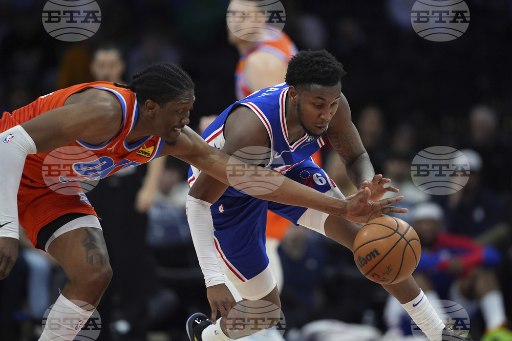 Thunder 76ers Basketball