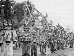 Шести национален фестивал на кукерите и сурвакарите