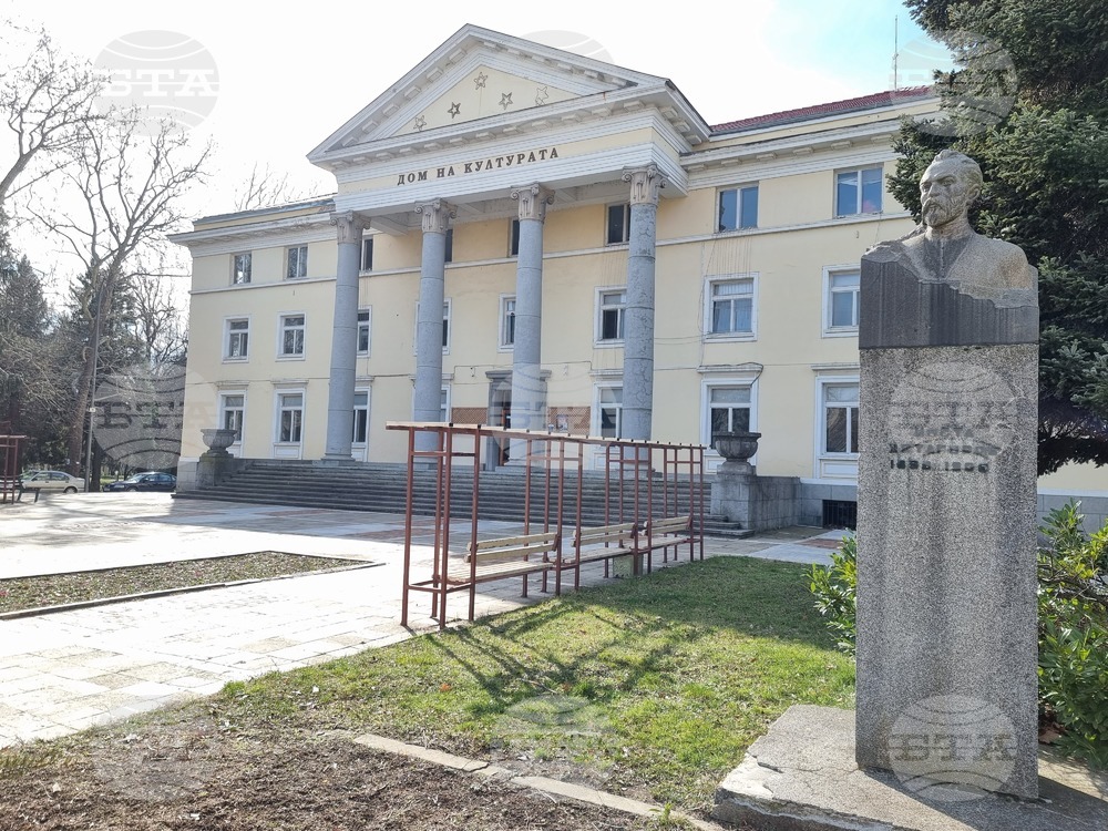 Фрагменти от световни мюзикъли ще включи за първи път в заключителния си за сезона концерт Домът на културата в Кърджали