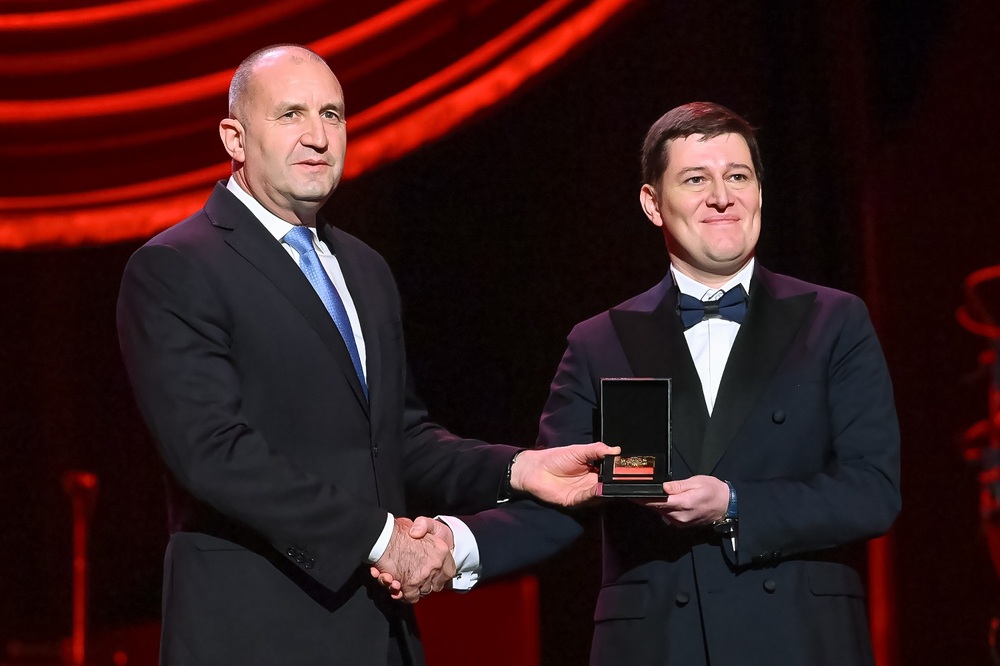 Bulgarian National Radio Receives Presidential Badge of Honour on 90th Anniversary