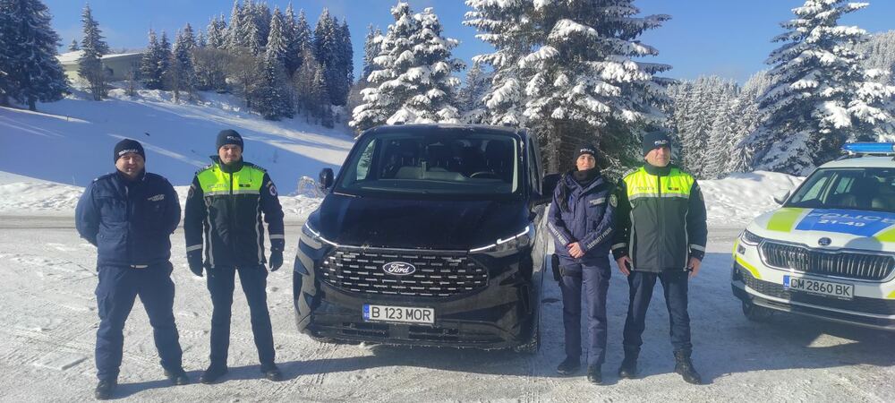Two Romanian Officers Join Bulgarian Patrols in Pamporovo Resort