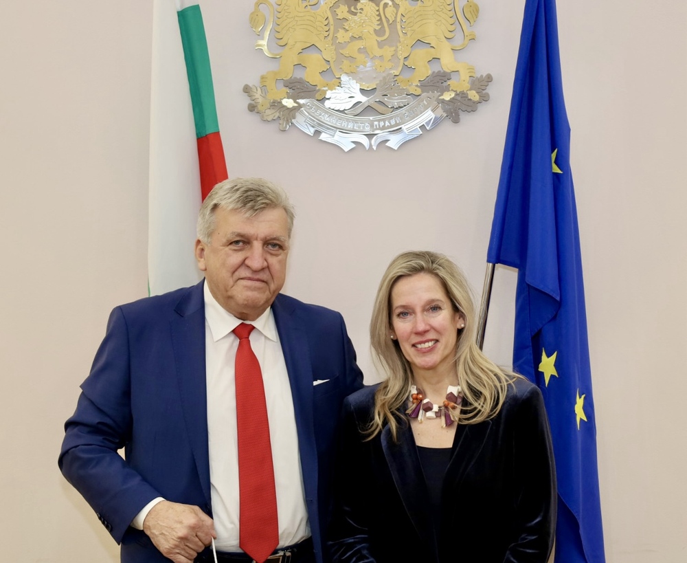 Environment Minister and UNICEF Representative Discuss Children and Climate Action