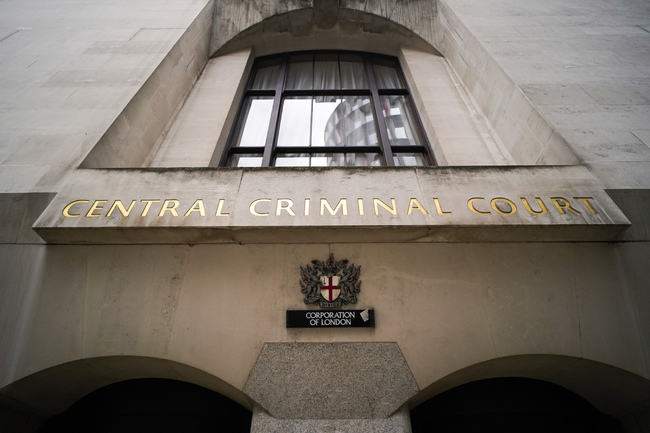 Дмитрий Овсянников признат за виновен в нарушение на британските санкции