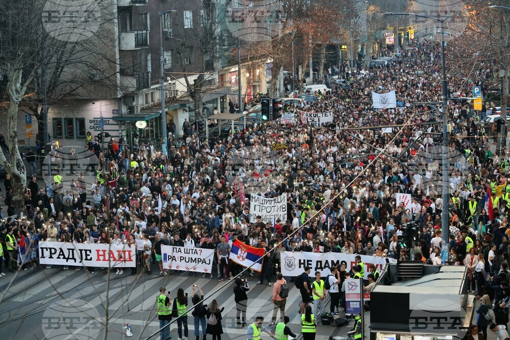 Group of Serbian Prosecutors, Judges Answers Protesters' Call, Demands Discussion on State of Country's Judicial System
