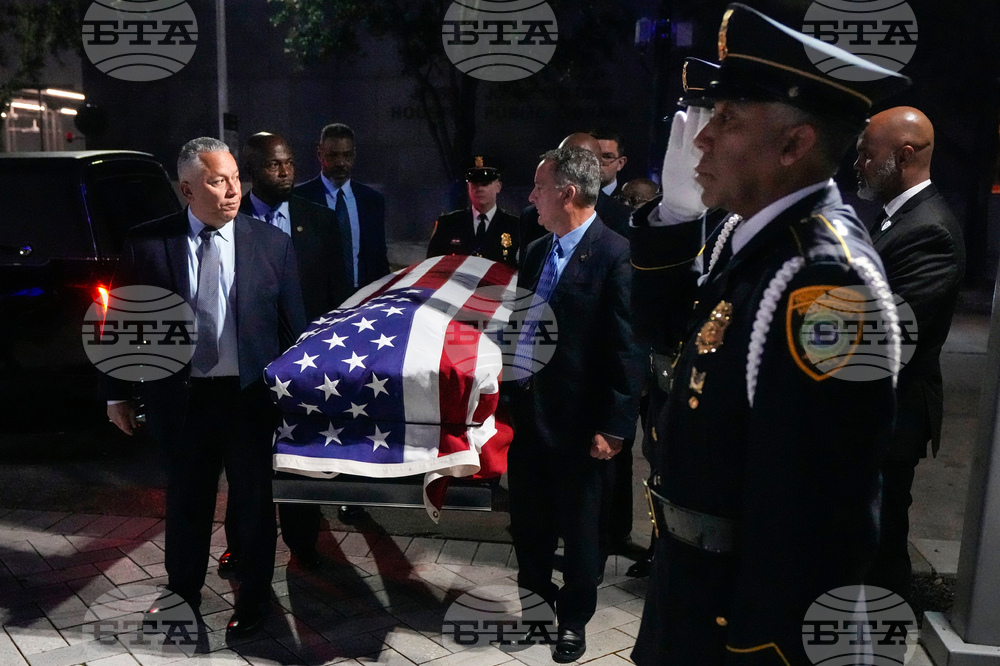 Sylvester-Turner-Public-Viewing