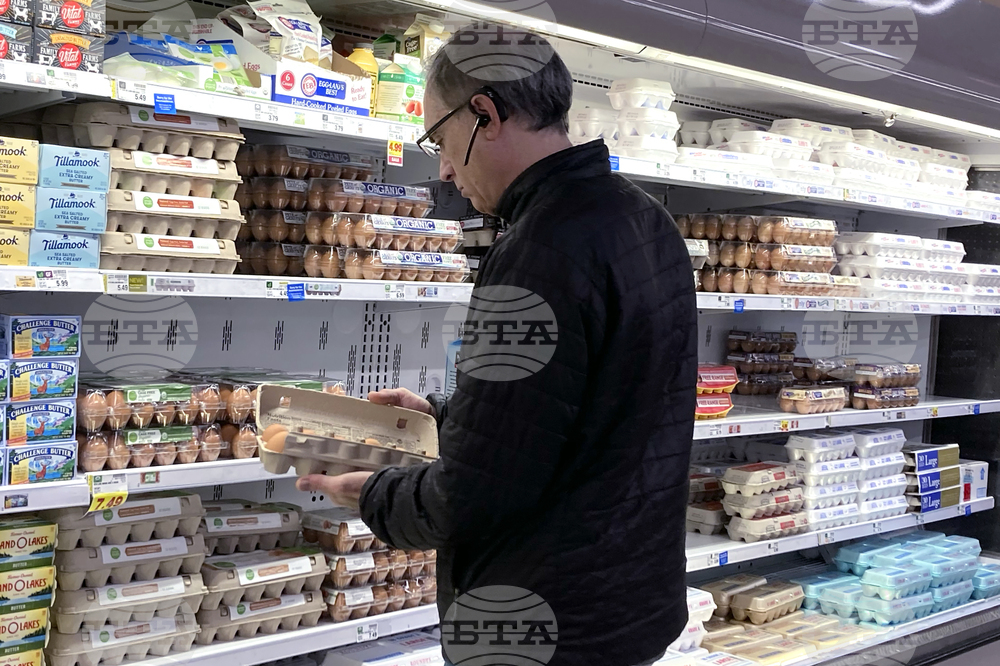 Администрацията на президента Доналд Тръмп съди щата Калифорния заради високите цени на яйцата