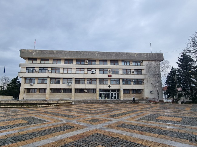 Общинските съветници в Левски ще гласуват промени в програмата за 2025 г.