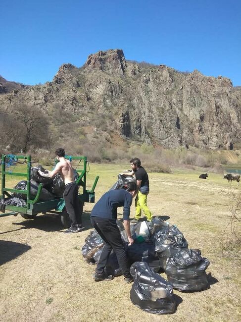 Доброволци ще чистят бреговете на река Арда край Маджарово