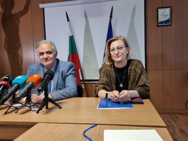 Двумесечно момиченце в Пловдив оздравява след менингококова инфекция