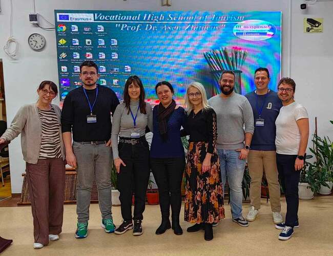 Испански учители посетиха ПГ по туризъм в Пловдив в рамките на програма „Еразъм“