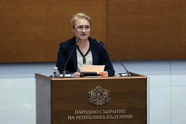 Красимира Катинчарова призовава за спиране на източването на язовири за електрическа енергия