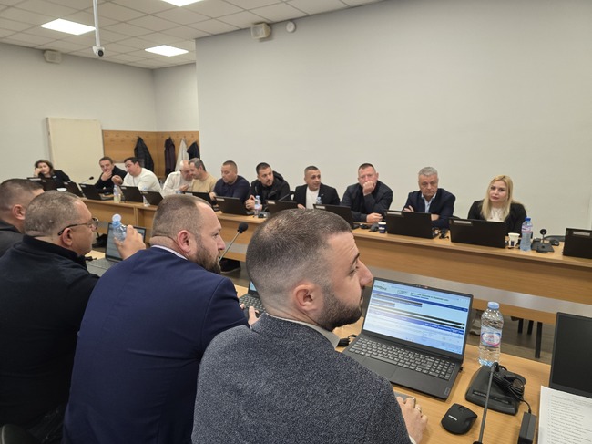 Сандански въвежда електронна система за прием на първокласници
