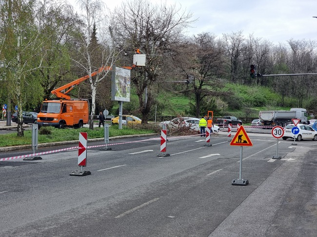 КЗК образува производства срещу общини и компании за обществени поръчки
