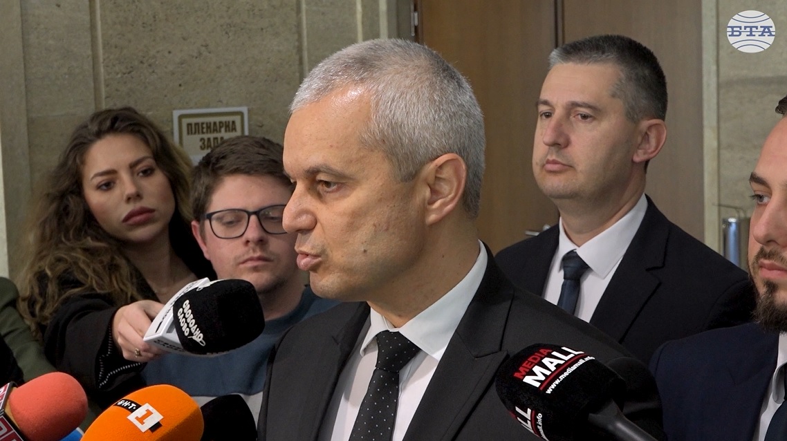 Резултатът от вота на недоверие е очакван, каза Костадин Костадинов Резултатът от вота на недоверие е очакван, каза Костадин Костадинов