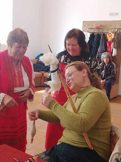 Читалищата в Трескавец запазват занаяти чрез демонстрации