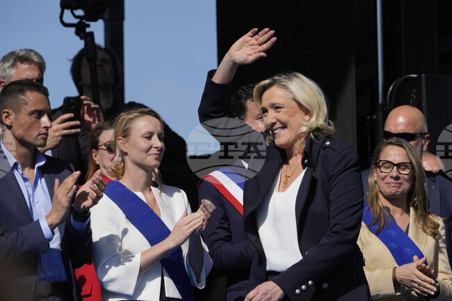 Френските депутати приеха текст на крайната десница, с който се осъжда френско-алжирското споразумение от 1968 г.