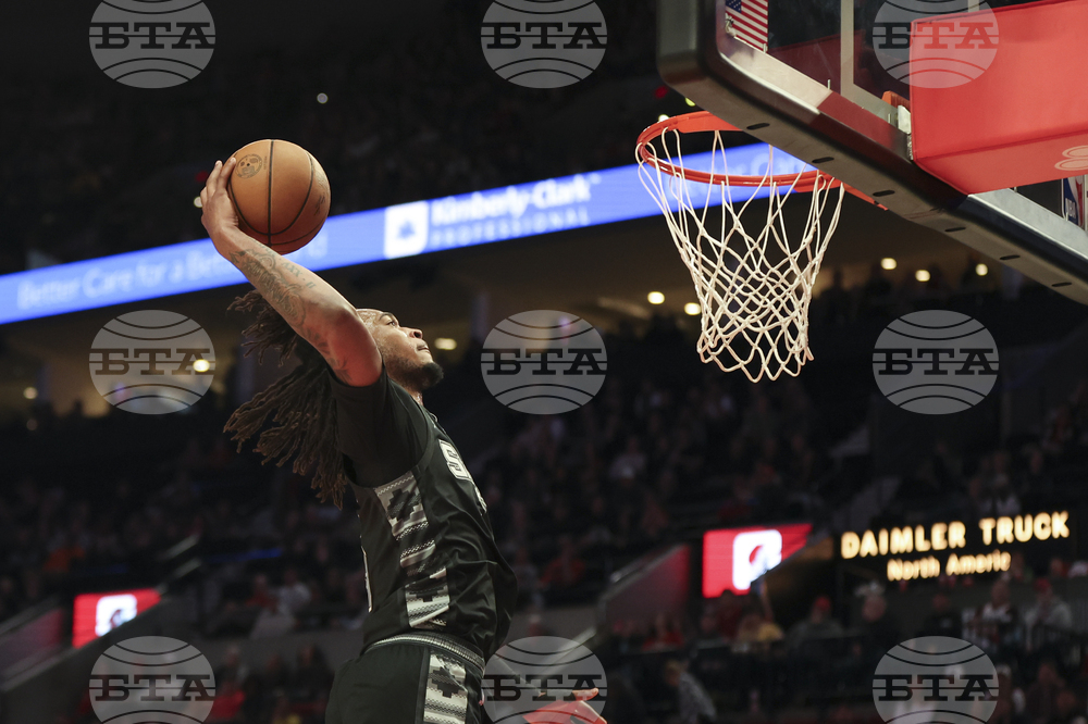 Spurs Trail Blazers Basketball