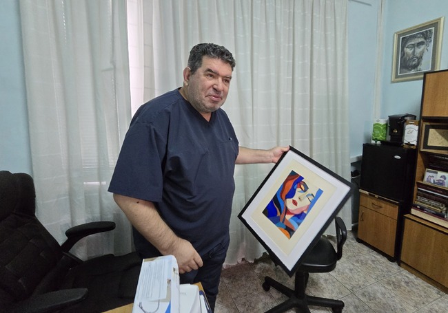 Ученици от Враца поздравиха медицинския персонал по повод Деня на здравния работник