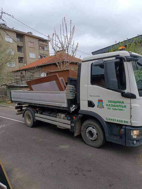 Кампанията „Да изчистим Казанлък“ събра 30 тона отпадъци