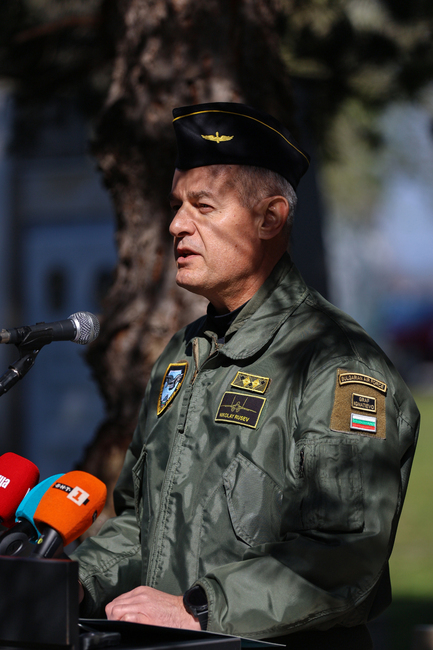 Ген. Николай Русев: Посрещането на F-16 е исторически момент за ВВС