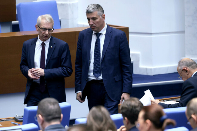 Николай Денков уверява, че ПП-ДБ подкрепят кандидатурата на България за еврозоната