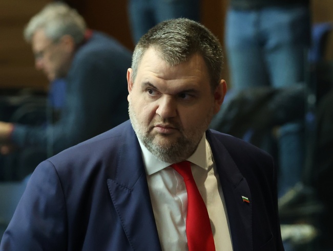 Делян Пеевски: Време е за работа, а не за циркове в политиката