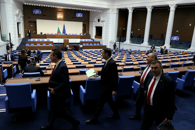 ГЕРБ-СДС помнят жертвите на атентата в църквата „Света Неделя“