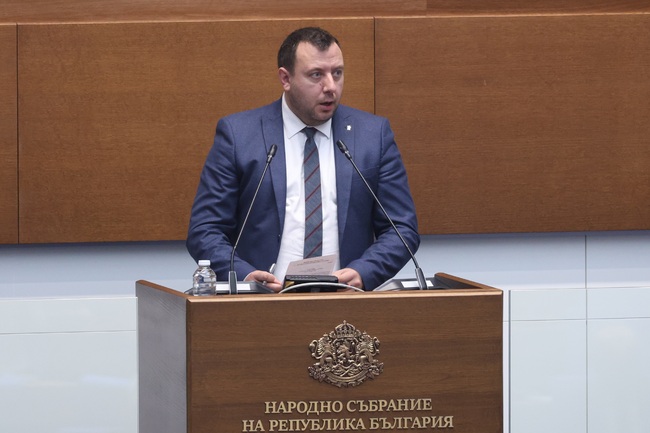 Петър Петров: Правителството не се бори с корупцията в изпълнителната власт