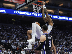 Mavericks Kings Basketball