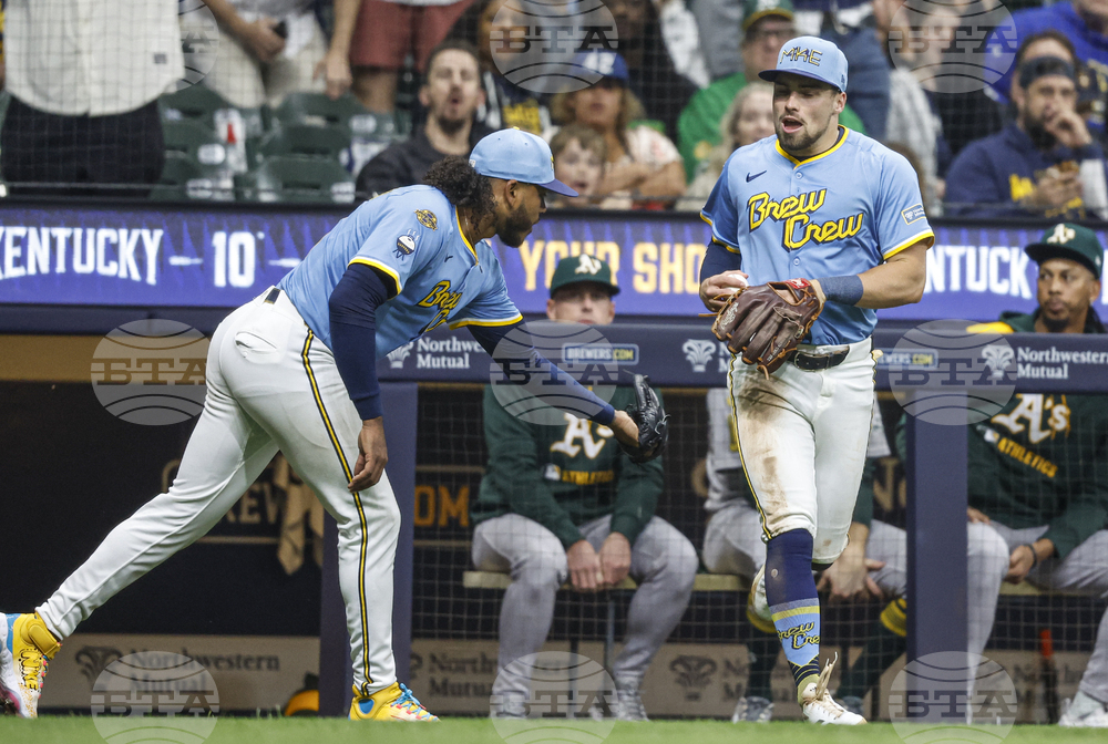 Athletics Brewers Baseball